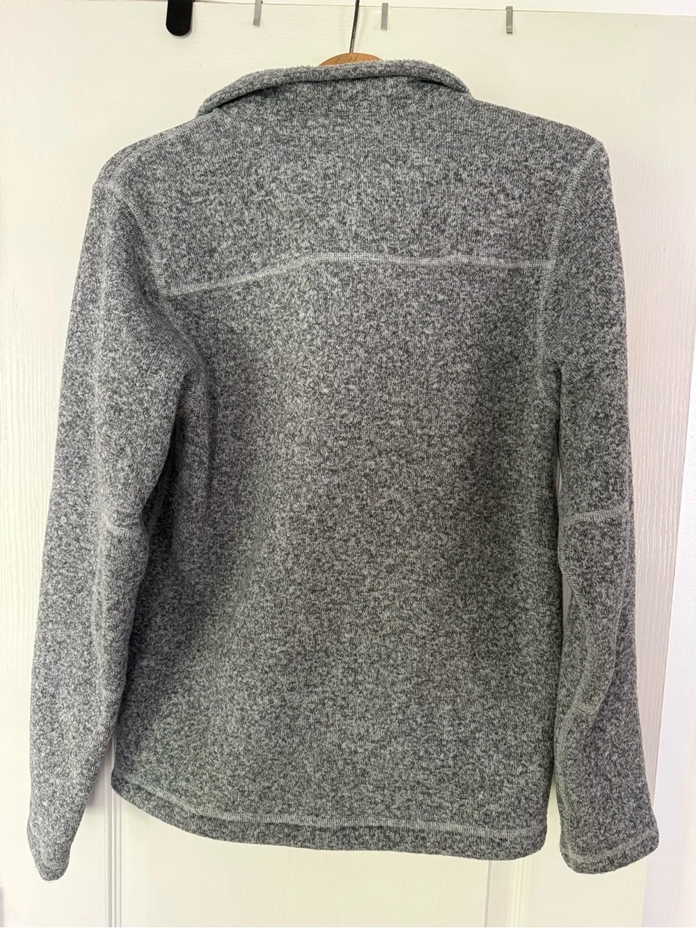 The North Face Men's Heather Gray Quarter-Zip Fleece Pullover